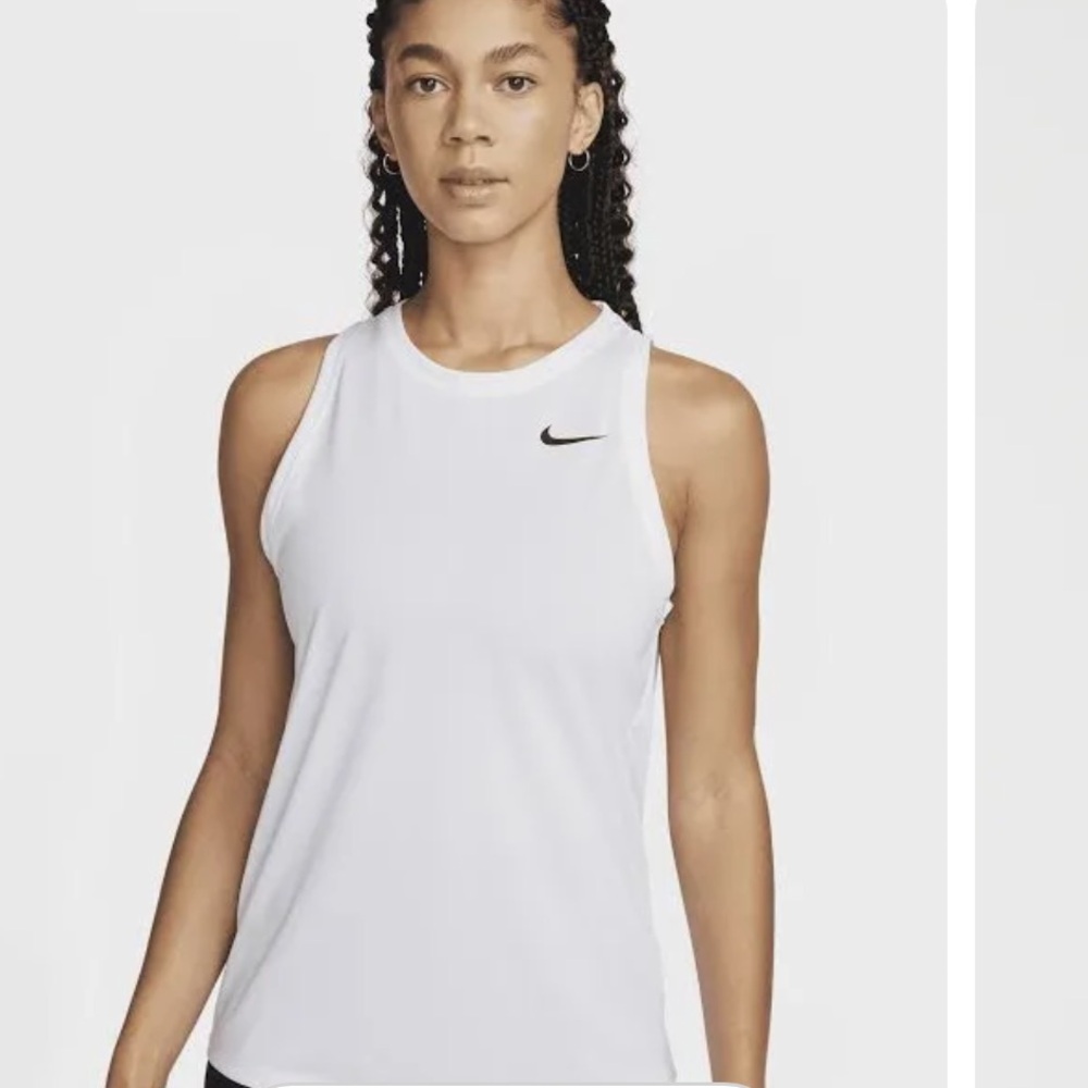 Nike women’s DRI-FIT training tank top in XL
